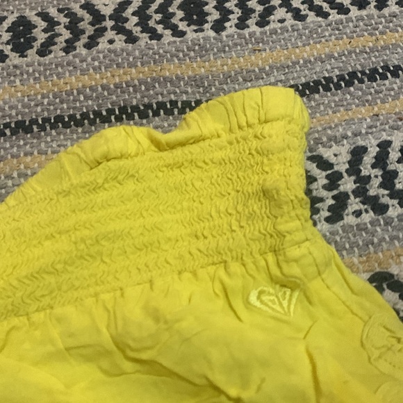 Shorts - Picture 3 of 3